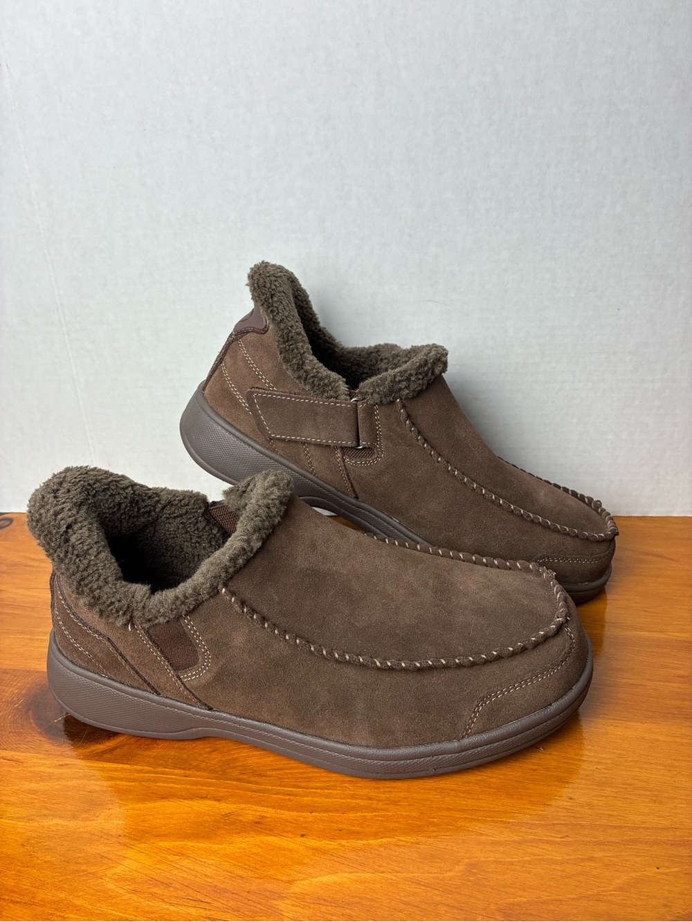 Orthofeet Vito Slippers Mens 9 EEEE Brown Leather Orthopedic Fur Lined
